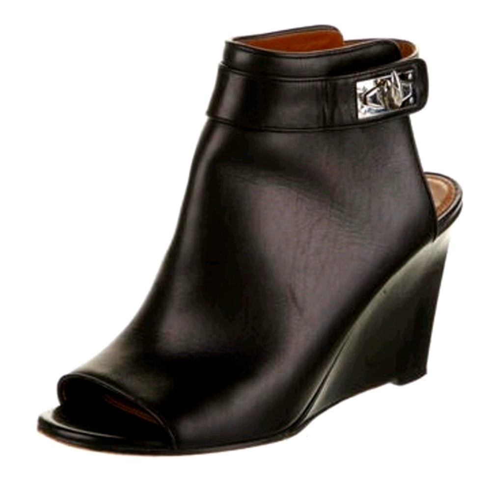 GIVENCHY TOOTH LOCK PEEP TOE BLACK LEATHER BOOTIES